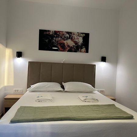 Apartman L&A Apartment บีโอกราดนาโมรู ภายนอก รูปภาพ