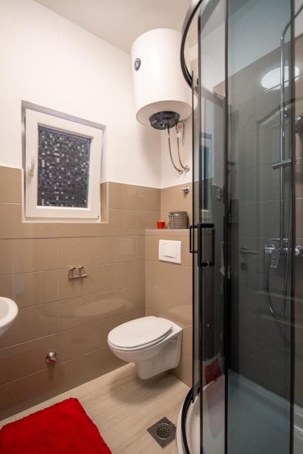 Apartman L&A Apartment บีโอกราดนาโมรู ภายนอก รูปภาพ