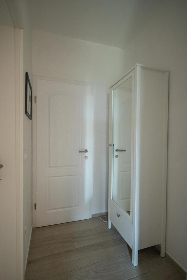 Apartman L&A Apartment บีโอกราดนาโมรู ภายนอก รูปภาพ