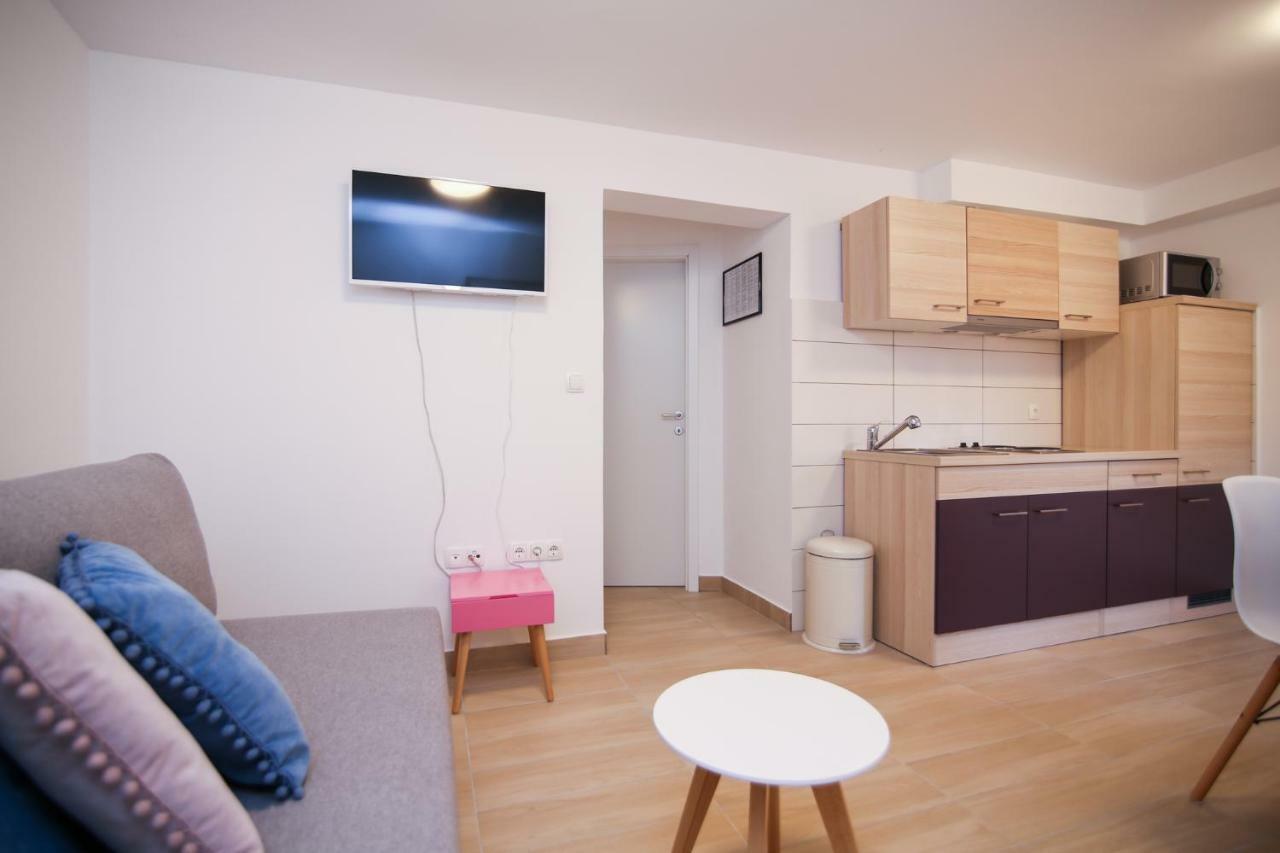 Apartman L&A Apartment บีโอกราดนาโมรู ภายนอก รูปภาพ