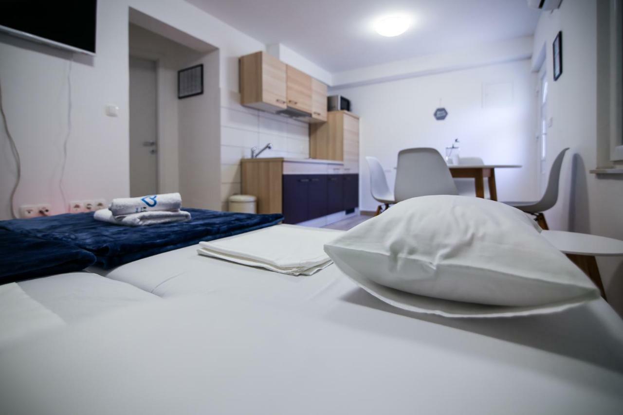 Apartman L&A Apartment บีโอกราดนาโมรู ภายนอก รูปภาพ