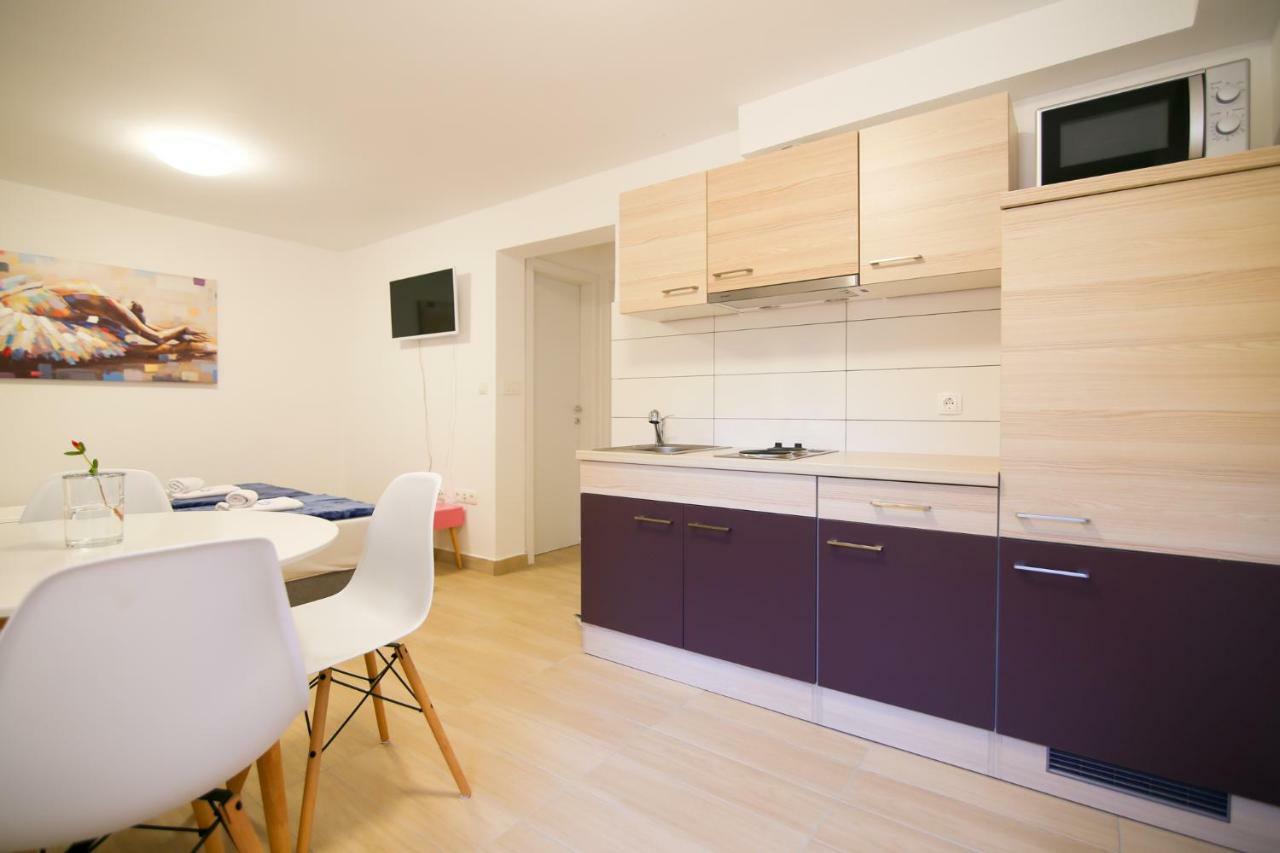 Apartman L&A Apartment บีโอกราดนาโมรู ภายนอก รูปภาพ
